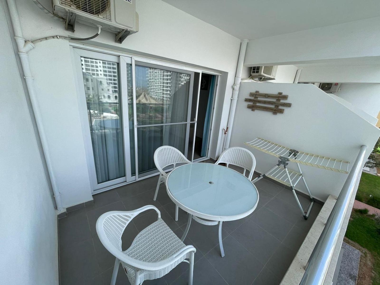 Blue Apartment In 5* Ceasar Resort Trikomo Экстерьер фото