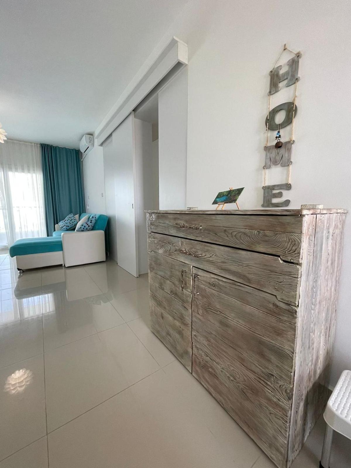 Blue Apartment In 5* Ceasar Resort Trikomo Экстерьер фото